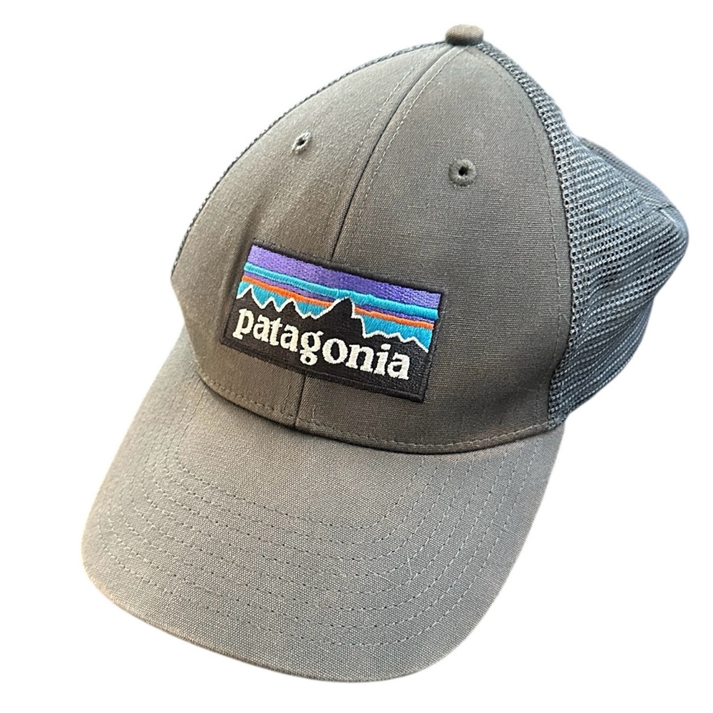Patagonia Adjustable Trucker Hat Logo Gray One‎ Size